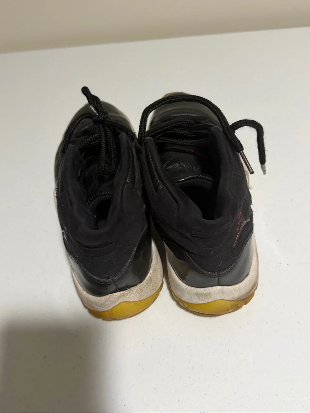 Jordan 11s ‘72-10’
